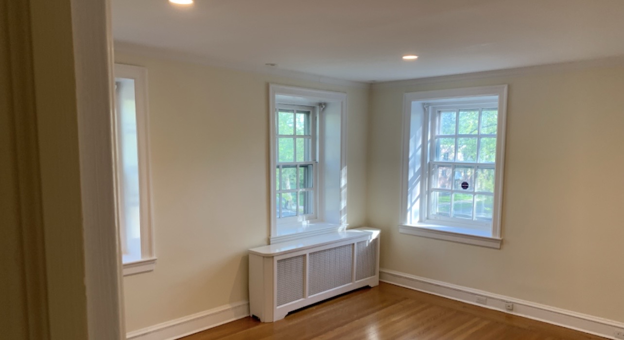 Bright neutral painted room